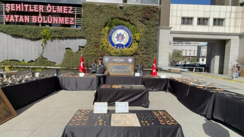 Interpol tarafından aranıyordu... İstanbul'da ele geçirildi!