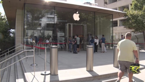 iPhone 17 Türkiye'de ilgi görmedi, mağaza önleri boş kaldı