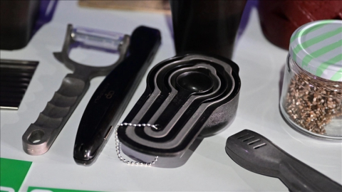 Çay atıklarından biyoplastik üretiyor