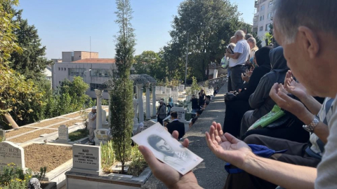 29 yıldır batmayan güneş: Zeki Müren