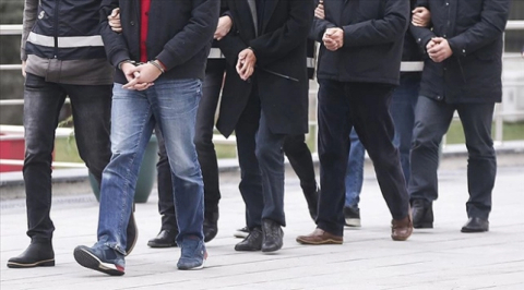 Bursa merkezli FETÖ operasyonunda 5 gözaltı
