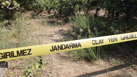 Hatay'da vahşet! Satırla arkadaşını öldürdü!