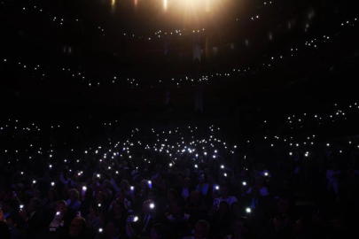 Sanat Güneşi Zeki Müren Osmangazi’de en sevilen şarkılarıyla anıldı