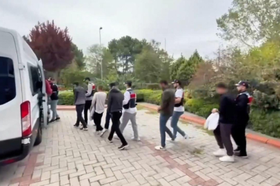 Yanıltıcı SMS'lerle vatandaşı dolandıran 12 şüpheli yakalandı