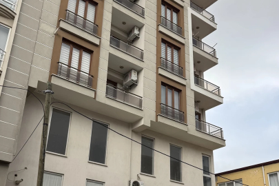 6 ay önce evlendiği karısını öldürüp intihar etti