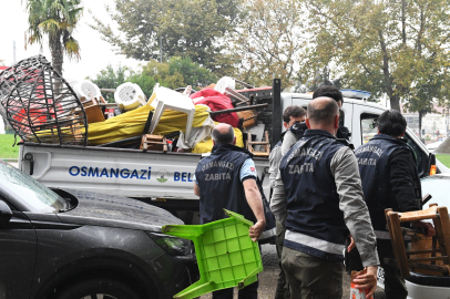Osmangazi'de kaldırım işgallerine göz açtırmıyor