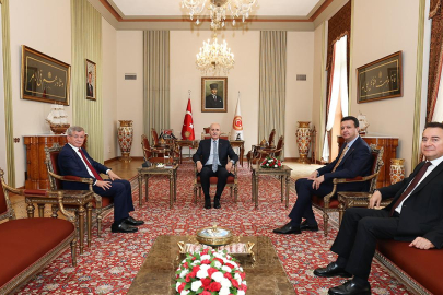 TBMM Başkanı Kurtulmuş, 3 partinin genel başkanlarını kabul etti