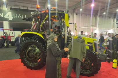 Modifiye traktörler fuarın ilgi odağı oldu
