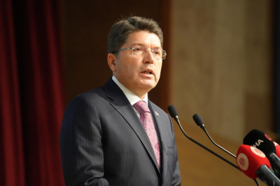 Bakan Tunç: Ateşkes antlaşmasının yapılmasına Türkiye büyük katkı sağladı