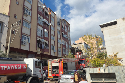 Bursa'da apartman dairesinde çıkan yangın paniğe neden oldu