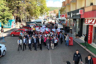 Orhaneli'de Filistin'e Destek Yürüyüşü düzenlendi