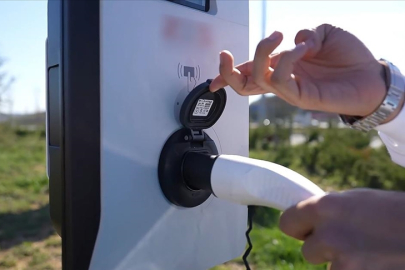 Türkiye'nin 81 iline yeni şarj istasyonları geliyor