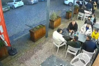 Heimlich manevrası bir kez daha hayat kurtardı