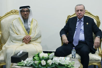 Cumhurbaşkanı Erdoğan'dan Mısır'da diplomasi trafiği