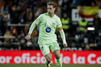 Barcelona, Frenkie de Jong'un sözleşmesini uzattı