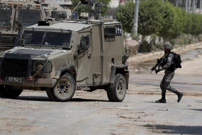 İsrail, Suriye'nin Kuneytra kırsalına baskın düzenledi