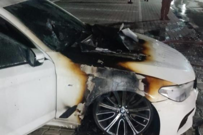 Mudanya Devlet Hastanesi otoparkında araç yangını