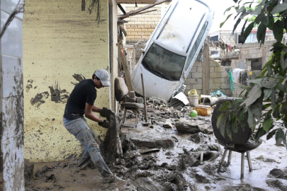 Meksika'da sel felaketi: Can kaybı 72'ye yükseldi