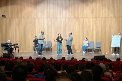 Uludağ'da doğaçlama tiyatro rüzgârı