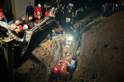 Bursa Büyükşehir'den "göçük" açıklaması: "Göçükte kalan 2 kardeş hayatını kaybetti"