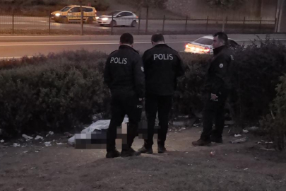 Bursa'da köprülü kavşakta erkek cesedi bulundu
