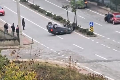 Bursa'da feci kaza: Otomobil takla attı