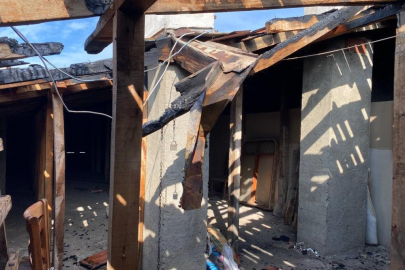 Bursa'nın "Neronu" bu kez tutuklandı, 4. yangında çatı kül oldu
