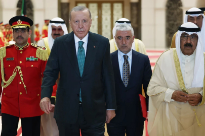 Cumhurbaşkanı Erdoğan Kuveyt'ten ayrıldı