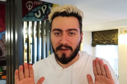 Enes Batur tarikata mı katıldı!