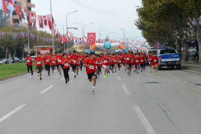 Bursa'da dereceye girenler ödüllendirildi