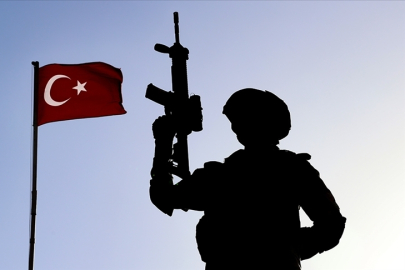 Türk askerinin Irak ve Suriye'deki görev süresi 3 yıl daha uzatıldı