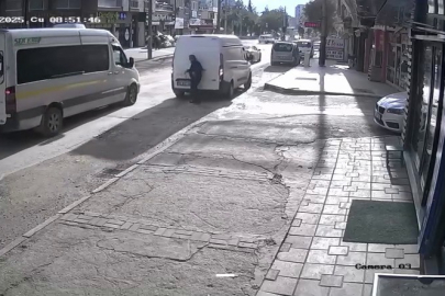 Bursa'da görünmez kaza: Geri manevra yaparken yayaya çarptı