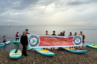 Bursa'da öğrenciler suda dengede durmayı öğrendiler