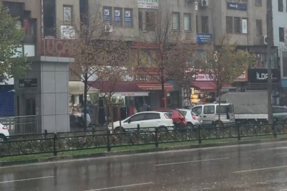 Bursa hasretle beklediği yağmura kavuştu