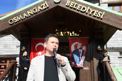 Uludağ’da yüzlerce kişi Cumhuriyetin izinde yürüdü