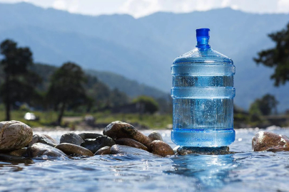 Bursa’da şişe su şirketleri tartışması: Su krizi derinleşirken kaynaklar kimin elinde?