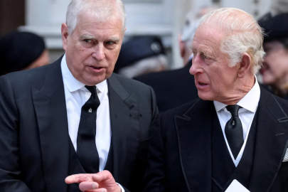 Prens Andrew'e 'Epstein' şoku: Tüm ünvanları elinden alındı