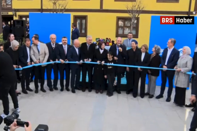 Bursa’nın kültür, sanat ve fikir hayatına yön verecek Alev Alatlı Şehir Düşünce ve Sanat Merkezi açıldı