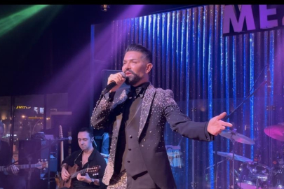 Mehmet Çevik Bursa'da sahneyi yıktı geçti: "Benim sahnemde cadılara yer yok"