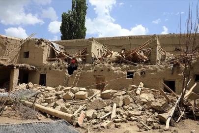 Afganistan’da 6,3 büyüklüğünde deprem: 20 ölü