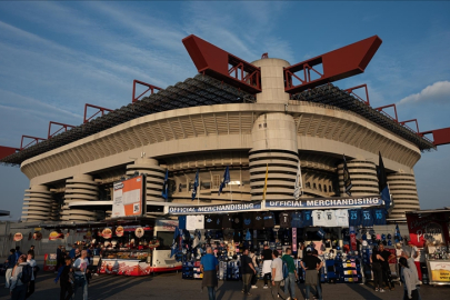 Milan ve Inter kulüpleri, San Siro Stadı'nı satın aldı