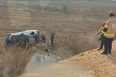 Bursa'da otomobil şarampole uçtu!