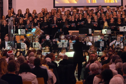 Bursalı öğrenciler, Almanya'da ayakta alkışlandı