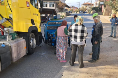 Bursa'da elektrikli bisiklet ile tır çarpıştı: 1 yaralı