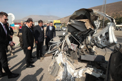 Kamyon dehşet saçtı: 6 araca çarptı, yaralılar var