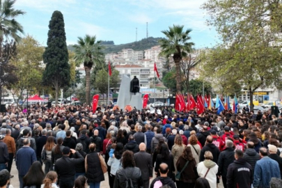 Mudanya tek yürek Atatürk'ü andı!