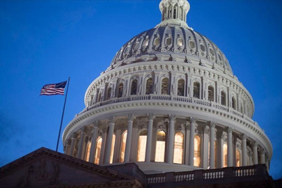 ABD'de hükümetin açılmasına yönelik geçici bütçe tasarısı Senato'da kabul edildi