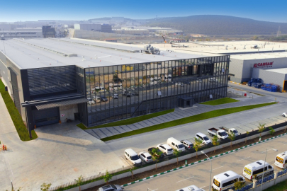 Bursa'daki Yeşilova Holding kuruluş yıl dönümünü kutladı