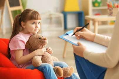 Peş peşe depremler sonrası ebeveynlere önemli uyarılar