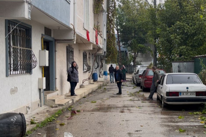 Bursa'da camdan düşen şahıs ağır yaralandı